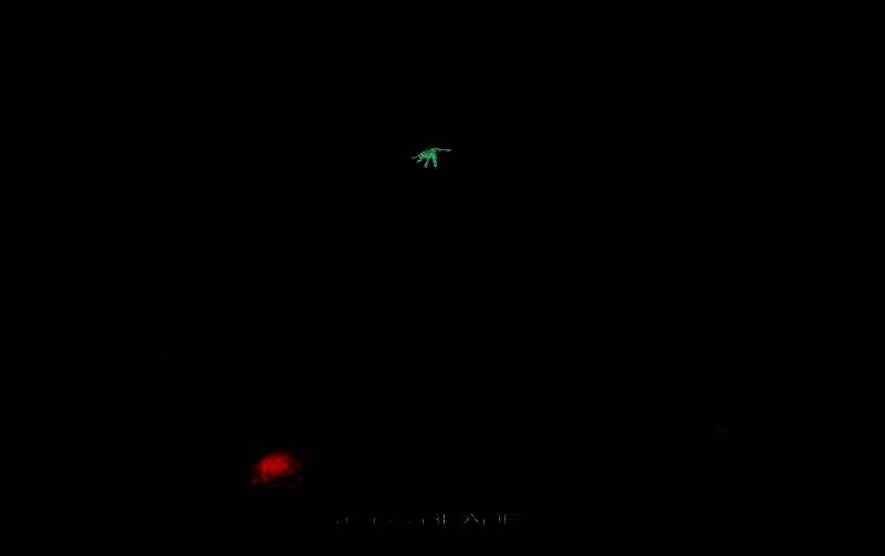 伊芙与怪兽正面交锋，眼神坚定，战斗氛围拉满