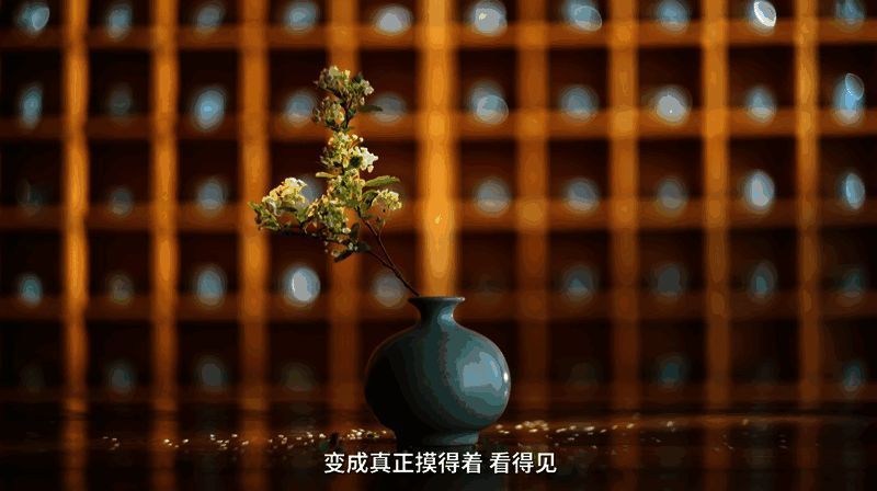 《碧蓝航线》x 非遗汝瓷联动宣传图，展现瓷器艺术与游戏角色融合