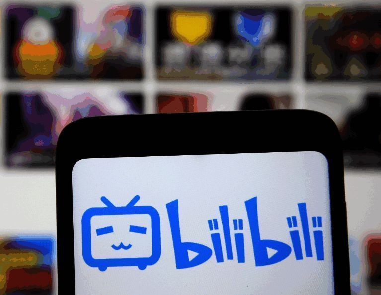 第三方哔哩哔哩下载工具界面截图，展示视频链接粘贴与下载选项