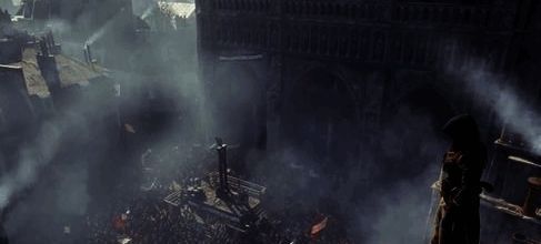 活动倒计时页面展示巴黎圣母院插画与刺客信条LOGO，底部标注剩余时间