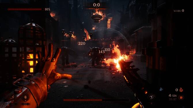 战斗结算界面显示分数排名，玩家角色站在领奖台上庆祝胜利