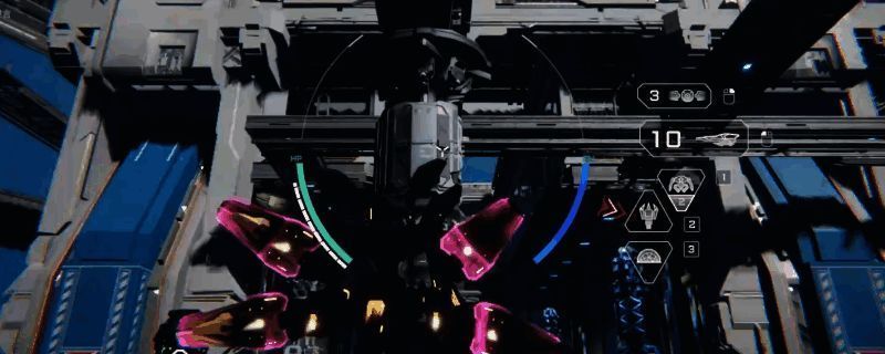 《解限机》中鸣神机体展示图，机甲手持长枪，背景为未来都市战场