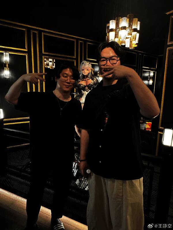 游戏中的利维坦公司总部建筑外观设计细节展示