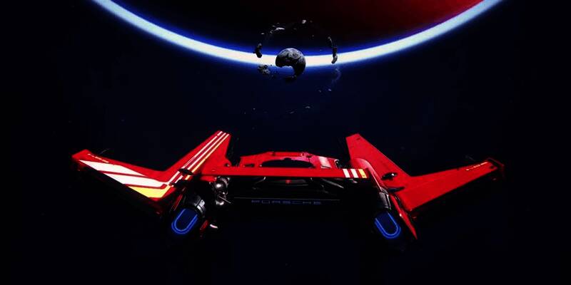 乐高模型展示主角乔丹手持激光斧剑，背景为精致还原的乔丹号飞船