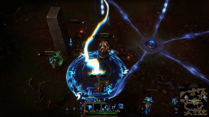 游戏角色技能释放特效展示，绚丽魔法攻击击中敌人