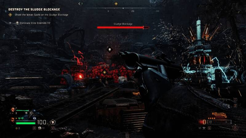 基地内部全景图，多个功能区域分布明确，包括武器库和工作台