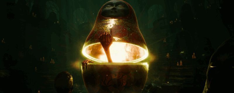 游戏《卢科莫里的锁链》封面画面，展现主角与神秘世界场景