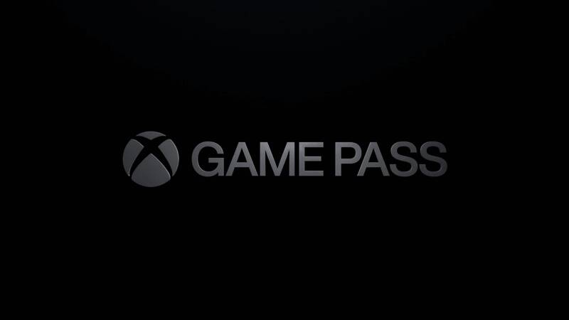 Michael Douse接受采访现场画面，背景为拉瑞安工作室LOGO与《<a target=