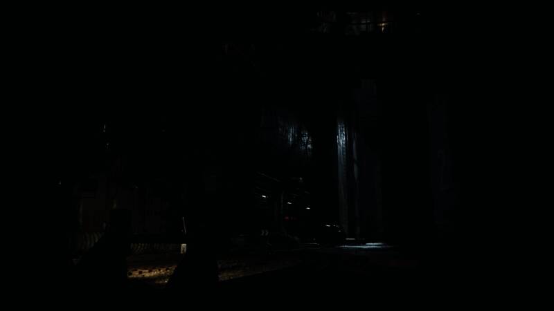 《ILL》游戏预告片中的怪物形象，诡异扭曲的生物轮廓在黑暗中若隐若现