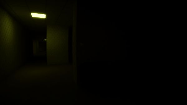 角色站在一扇半开的门前，门外是无尽黑暗，背后是破败的墙面，气氛压抑