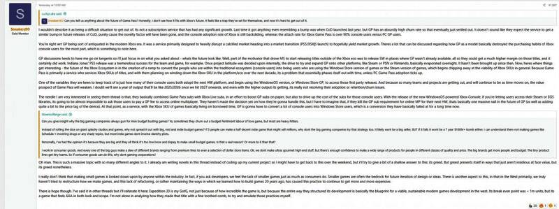 Xbox Series X主机与多个游戏封面排列展示