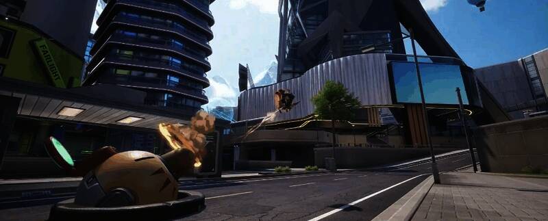 嘴炮鼠在多人混战中辅助角色快速切入战场