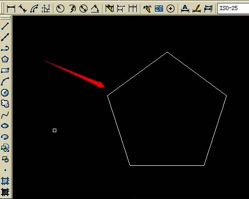 绘图区域中已成功绘制出一个正五边形