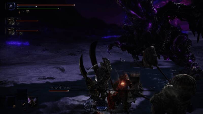 永夜巨颚战斗场景，Boss张开巨口准备发动攻击