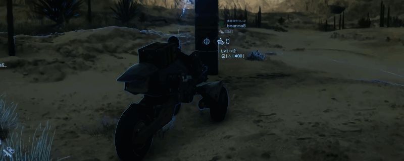 《死亡搁浅2》游戏场景截图，山姆背着装备穿越荒野