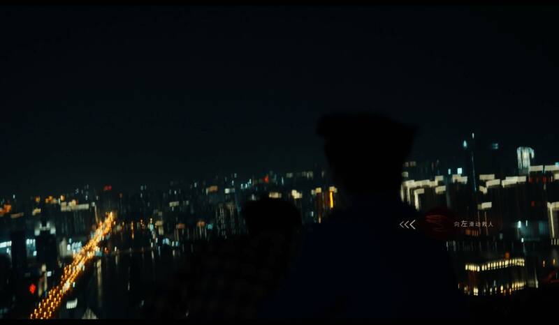 成功解救后角色情绪缓和，画面呈现温暖光线效果