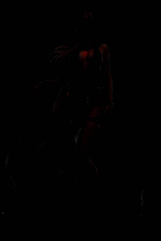 雕像背部与底座细节特写，雕刻精细，纹理清晰