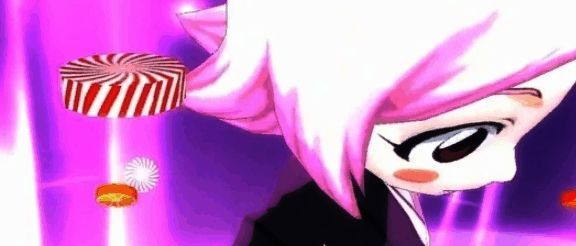 合成界面操作示意图，展示碎片放置区域与确认按钮