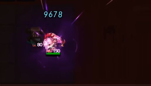 凯莉施展飞身踢技能，脚部带电光特效，敌人被踢飞倒地