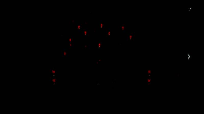 逸剑风云决情感结局展示图，主角与特定角色深情对视