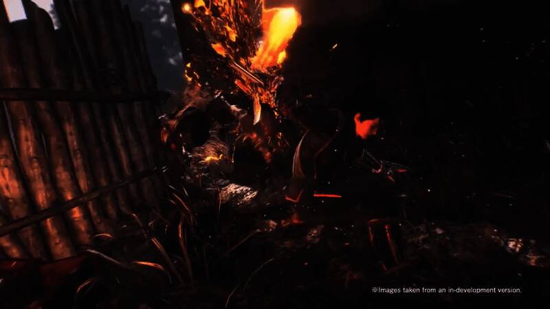 主角施展潜行技能，身形隐匿于阴影之中，准备发起突袭