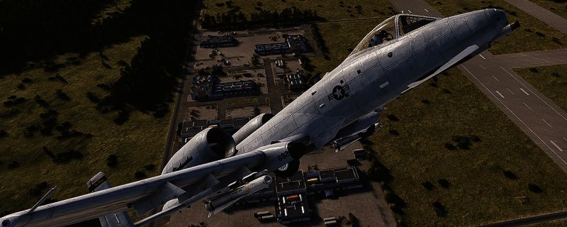 《断箭》游戏界面展示控制点位置及战斗实况，地图上标有白色光环区域为可占领点