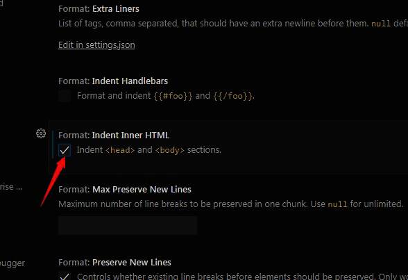 VSCode 设置完成后 HTML 自动缩进效果预览图，展示整齐美观的代码格式