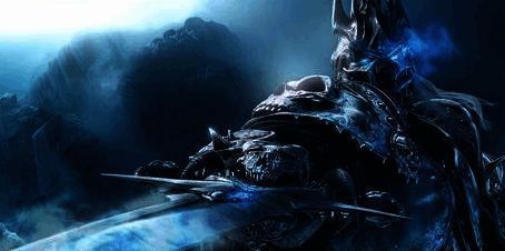 CE修改器与游戏同步运行界面示意图