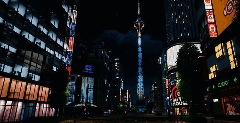 住宅系统界面展示，玩家可查看并管理多个房产信息