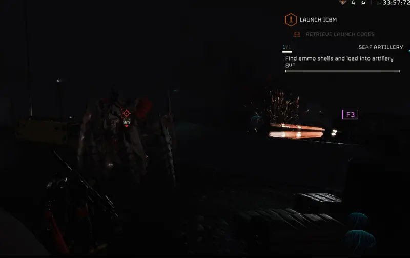 “跟踪狂”敌人模型特写，外形诡异，具有高度隐蔽性和威胁性