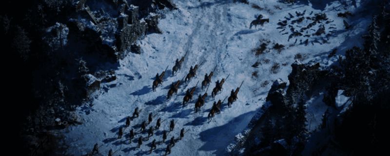 《权力游戏：征战维斯特洛》游戏封面宣传图，展示标志性铁王座与冰雪长城元素