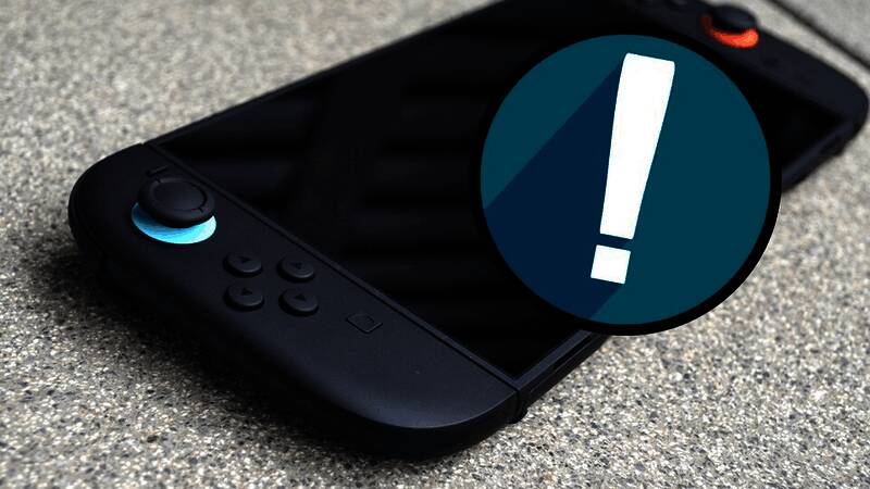 MIG Switch烧录卡实物图，展示其外观设计和插入Switch主机的效果