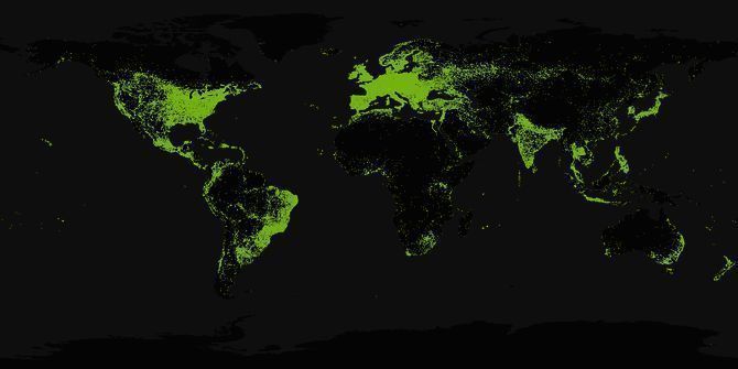 Steam全球玩家分布图，地图上标注了各个地区的玩家数量，南极洲区域有一个明显亮点