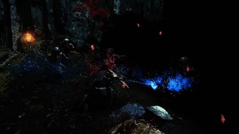 游戏战斗截图，角色正在进行血腥砍杀动作，断肢特效逼真