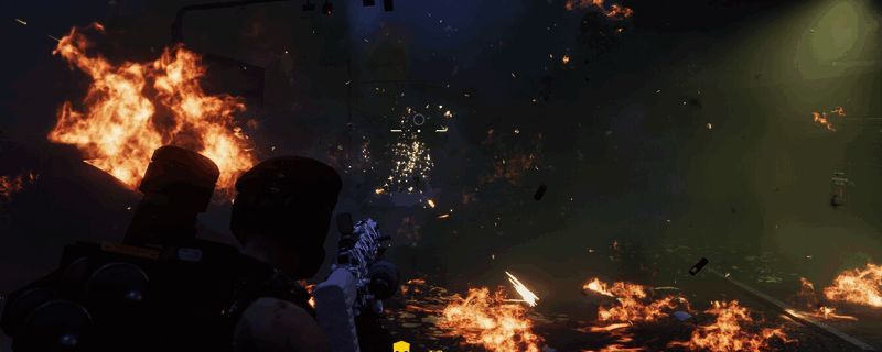 巨型烈焰轰炸者战斗画面，手持喷火器与燃烧榴弹发射器，火焰效果逼真