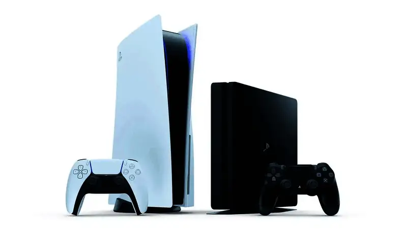 索尼官方会议截图，显示PS5月活用户首次超越PS4