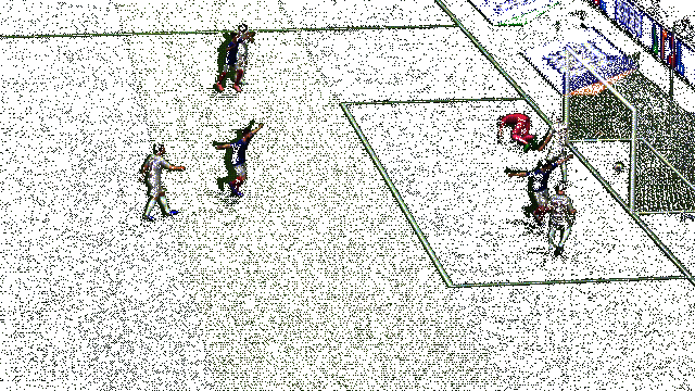 图拉姆回追封堵射门，展现其顶级防守意识