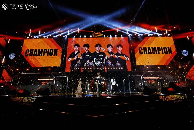 动感地带5G校园先锋赛现场盛况，选手专注比赛