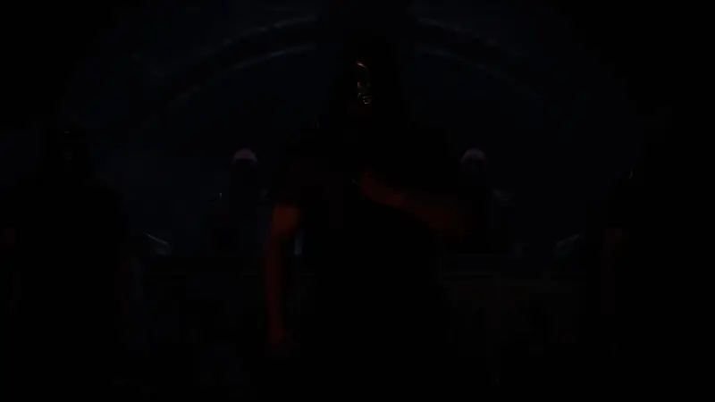 环境互动丰富，主角攀爬古老雕像，探索未知区域