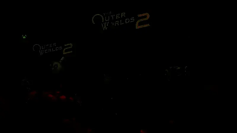 外星城市远景图，建筑风格融合科技与荒野元素，呈现出独特的未来殖民地风貌