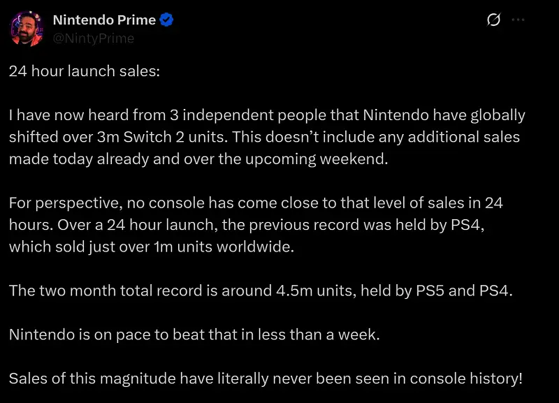 游戏展会上玩家排队购买Switch 2的火爆场面