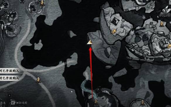 夜色下湖畔泛起微光，水面波纹荡漾，营造出静谧祥和的氛围