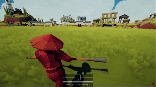 两个小兵正在进行滑稽对战的特写