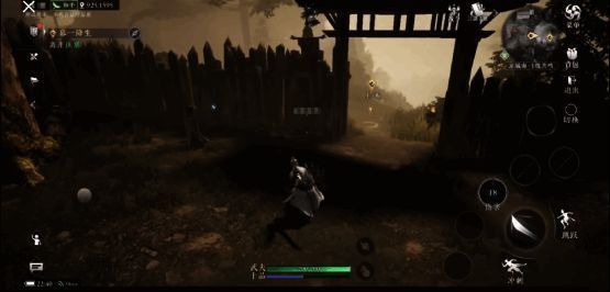 战斗画面，主角施展连招，敌人受到明显受击反馈