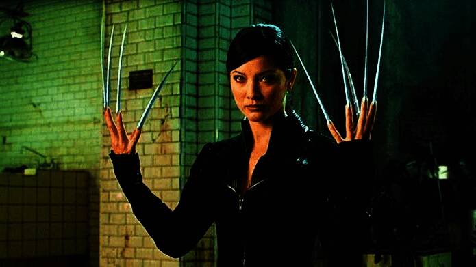 游戏角色群像图，包含死侍、莫卓、死亡女等主要人物形象