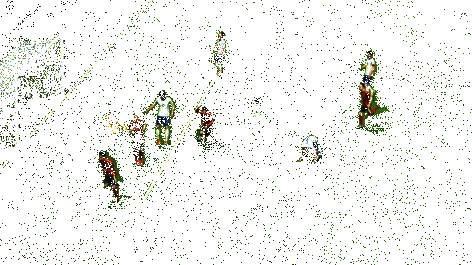 劳尔快速反击中完成一脚劲射破门