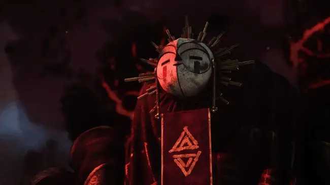 游戏开发流程图解，展示小核心团队加灵活外包的合作结构