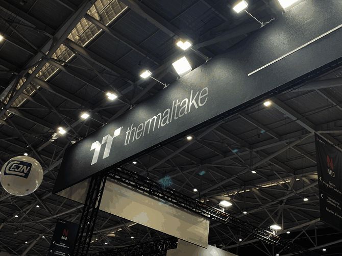 COMPUTEX 2025现场展示的《黑神话》主题MOD机箱，细节丰富逼真