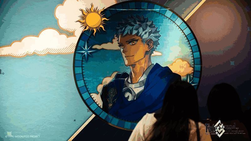 游戏中的角色形象与真实历史人物对照展示，增强观众认知