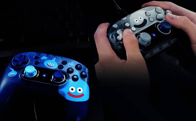 HORI推出的DQ纪念手柄，蓝灰色调的史莱姆款式展现圆润可爱造型